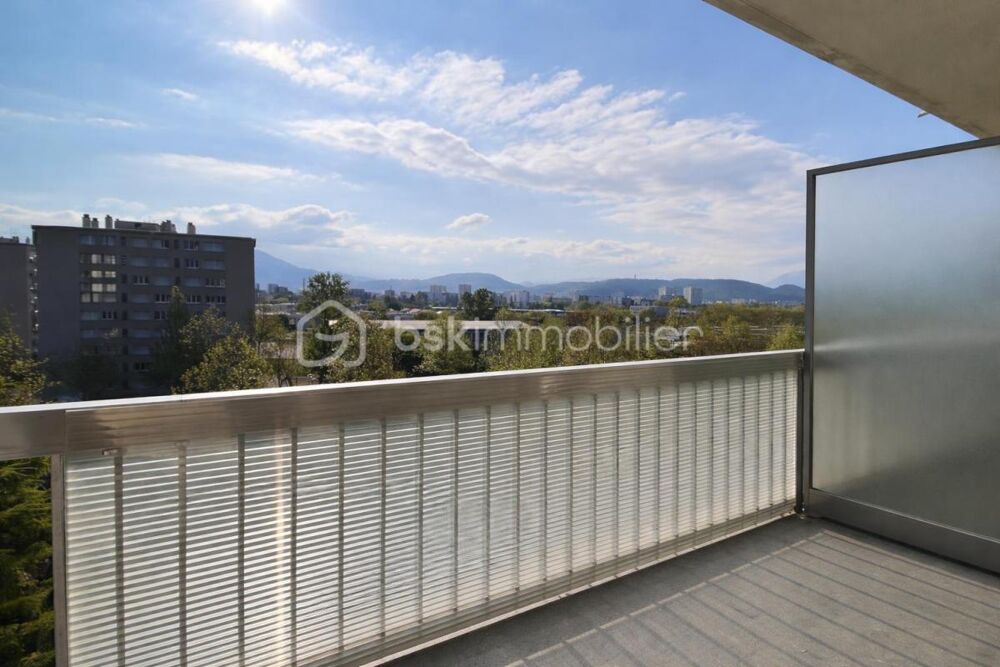 Appartement 3 pièces 67 m² · à Grenoble · 67 m² · 149 000 €