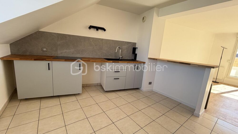 Vente Appartement Appartement moderne avec terrasse en cœur de ville! Trappes