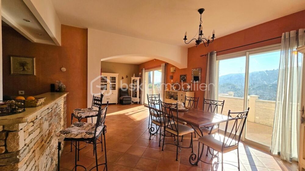 Vente Villa Villa avec VUE, chambres en RDC, piscine et spa Bagnols sur ceze