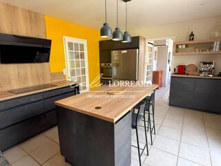  Maison à vendre 8 pièces 226 m²