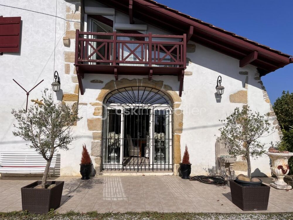 Vente Maison MAISON DE CARACTERE DE 280 M² à 30 MINUTES DE BAYONNE AVEC 7 CHAMBRES Sainte marie de gosse