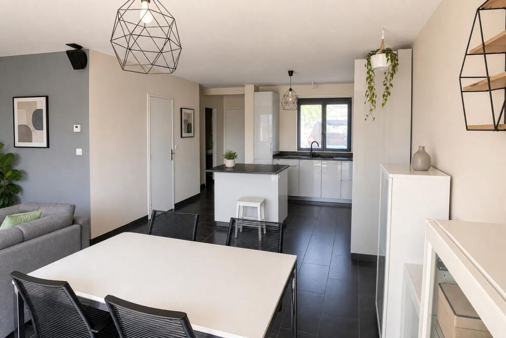 Maison récente avec 3 chambres et jardin