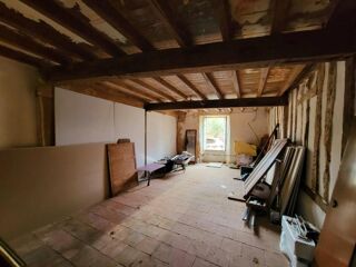  Maison � vendre 4 pi�ces 220 m�