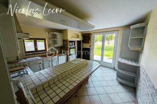  Maison à vendre 8 pièces 195 m²