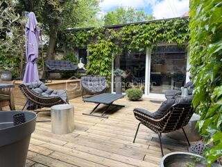  Propriété/château à vendre 7 pièces 210 m²