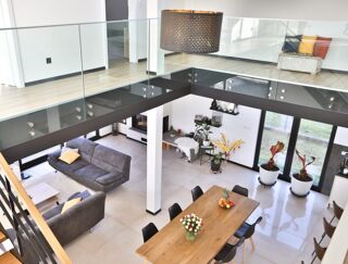  Maison à vendre 11 pièces 348 m²