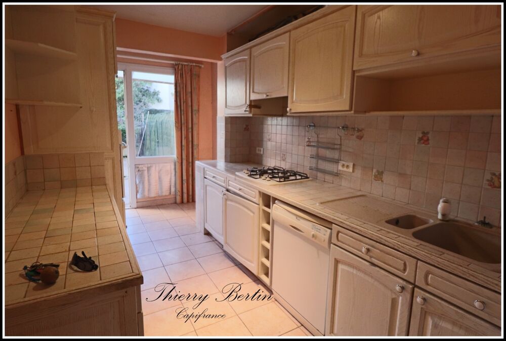 Vente Appartement Appartement à vendre 4 pièces SAINT RAPHAEL (83) Saint raphael
