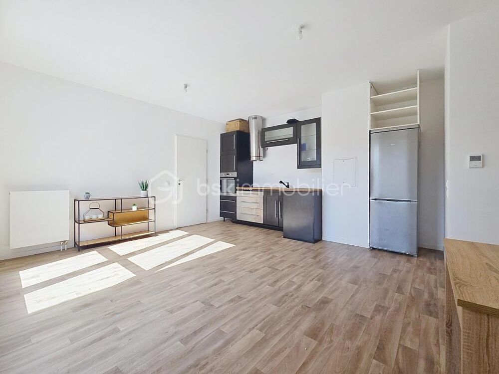 Vente Appartement F2 récent de 2021,au 5ème et dernier étage, ace terrasse exposition Ouest Gagny