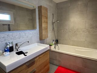  Immeuble � vendre 9 pi�ces 360 m�