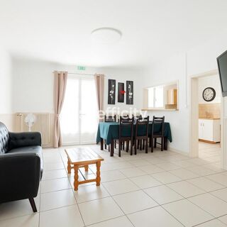  Maison � vendre 4 pi�ces 165 m�