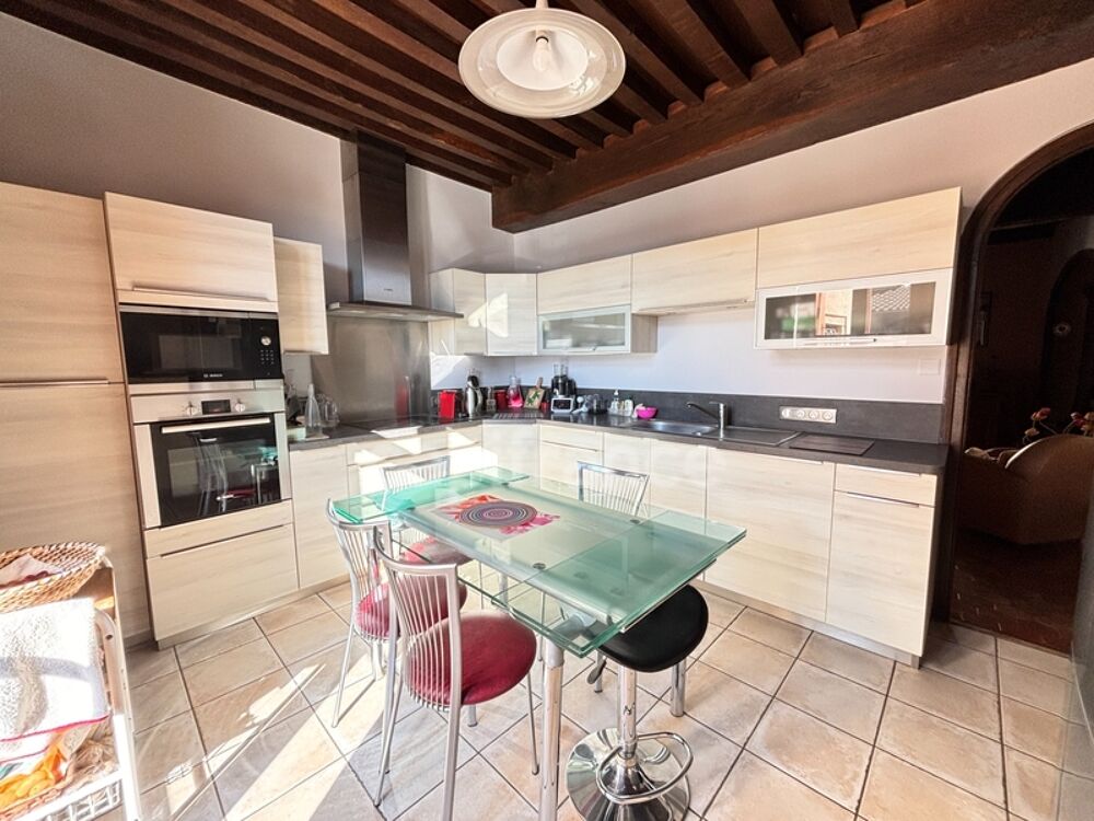 Vente Maison Maison à vendre 10 pièces - 300 m² - Terrain 1000m² - Proche Tournus Cuisery