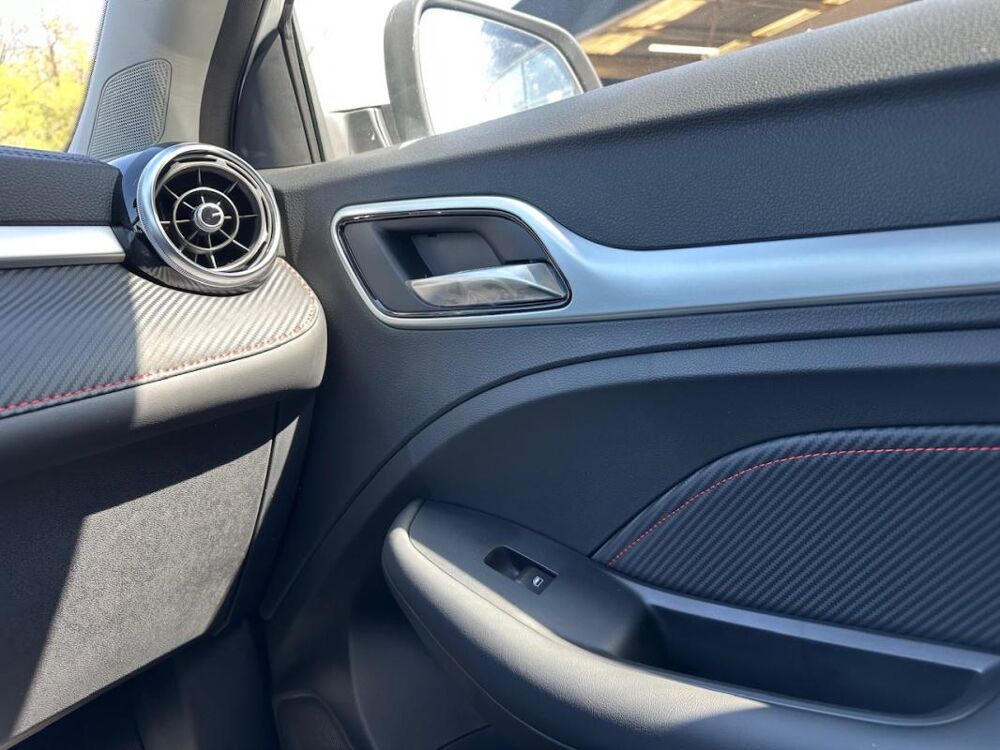 MG.ZS EV Autonomie etendue 70kWh - 115 kW 2WD Luxury 2024 occasion 78240 Chambourcy