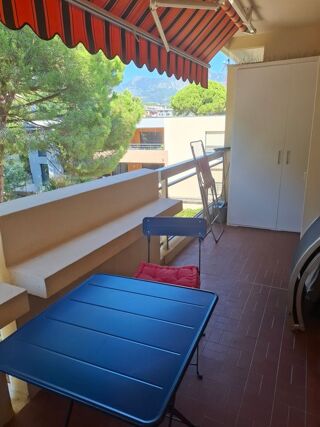  Appartement à louer 1 pièce 25 m²