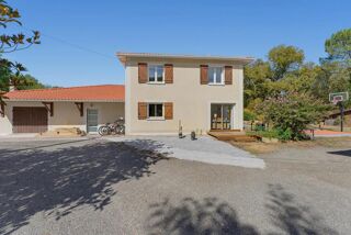 Maison 6 pièces 185 m² · à Saint Selve · 185 m² · 620 000 €