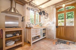  Maison � vendre 9 pi�ces 209 m�