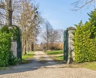  Propri�t�/ch�teau � vendre 15 + pi�ces 1500 m�