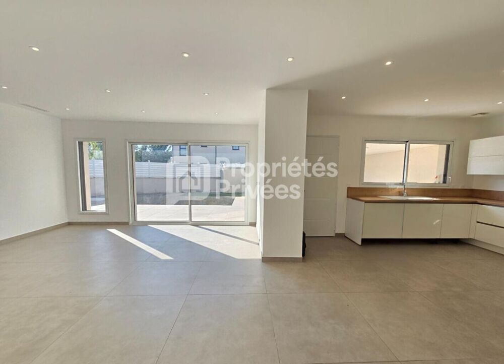 Vente Maison Maison Montélimar 5 pièces 116 m2 Montelimar