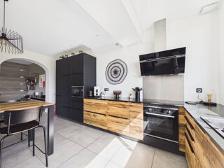  Maison � vendre 7 pi�ces 220 m�