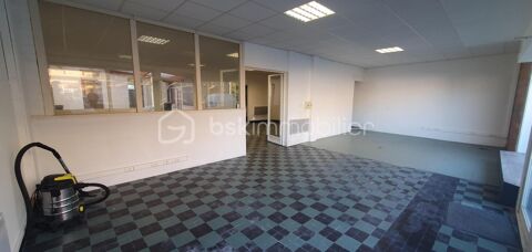 Opportunit&eacute; professionnelle : plateau, bureaux spacieux, local de stockage 115000 65000 Tarbes