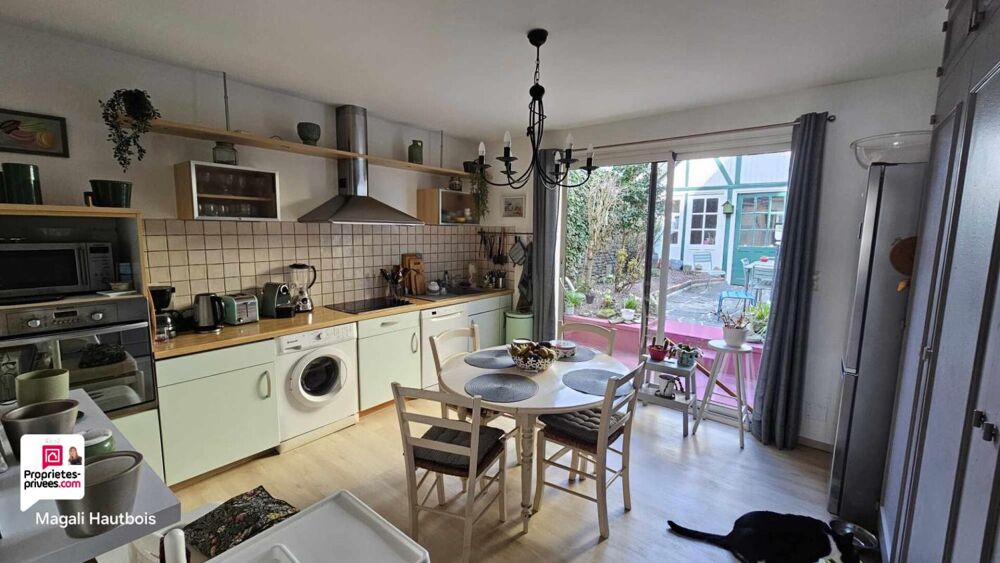 Vente Maison Maison Pontorson 6 pièce(s) 121 m2 Pontorson