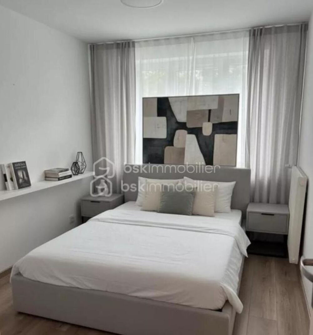 T4 lumineux 84 m²  3 chambres  Balcon  Métro La Poterie  Parking