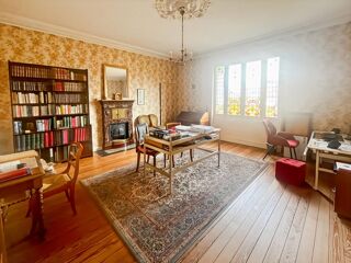  Maison � vendre 10 pi�ces 301 m�