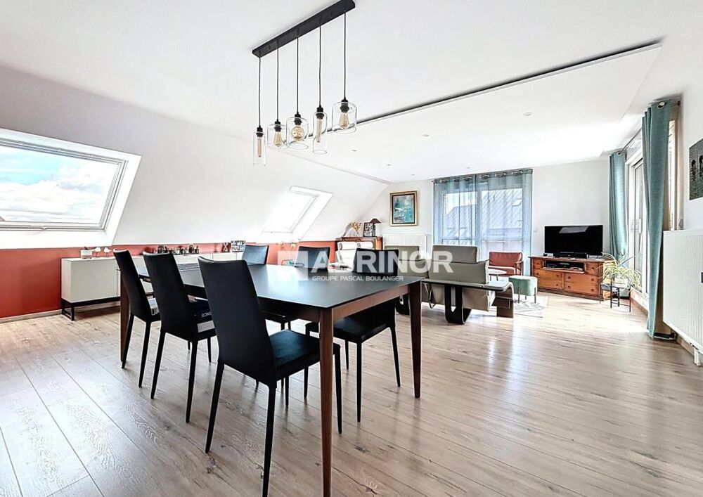 Magnifique duplex 4 chambres au dernier étage d'une résidence récente