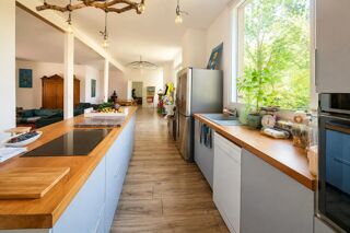  Propriété/château à vendre 8 pièces 319 m²
