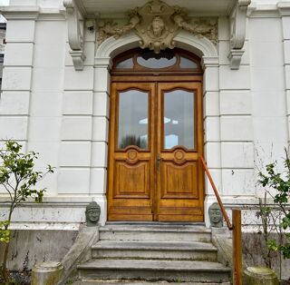  Maison  vendre 10 pices 400 m