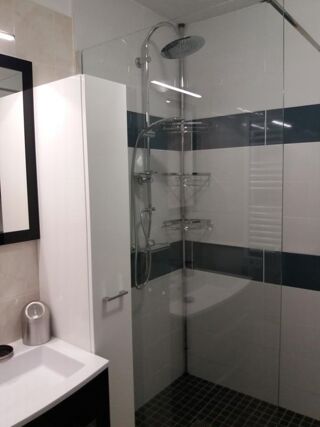  Appartement à louer 2 pièces 55 m²