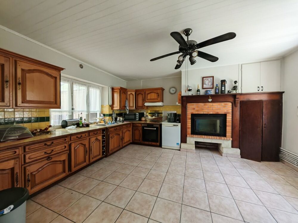 Vente Maison Maison avec grand terrain arboré en plein cœur de Gondrin Gondrin