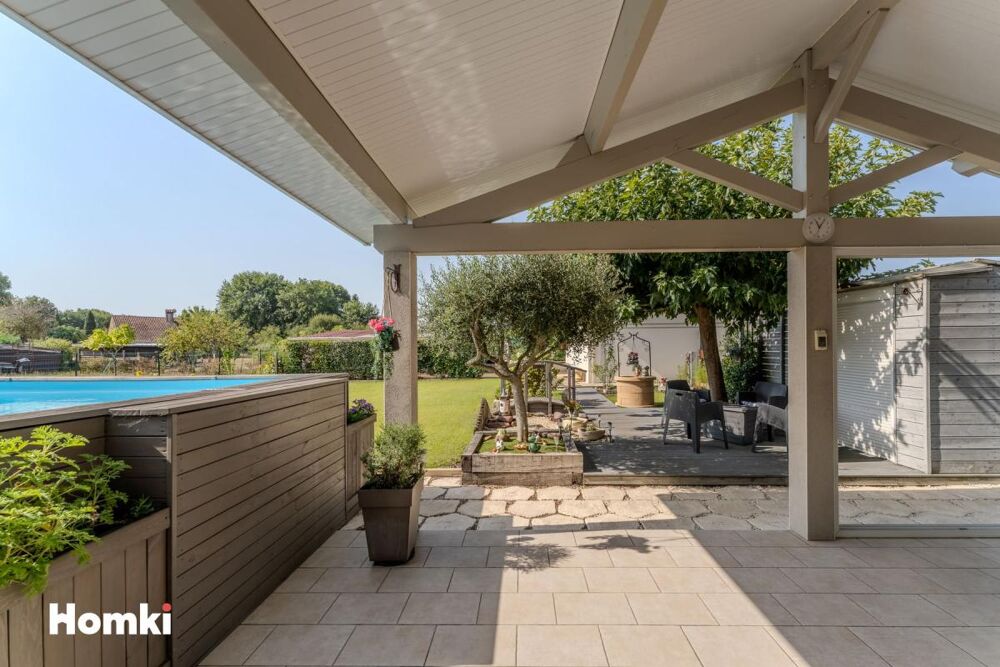 Vente Maison Et si votre prochaine adresse se trouvait entre lac, forêt et océan ? 167 m², 4Chambres, piscine, 1 000 m², fort potentiel à 800 Gastes