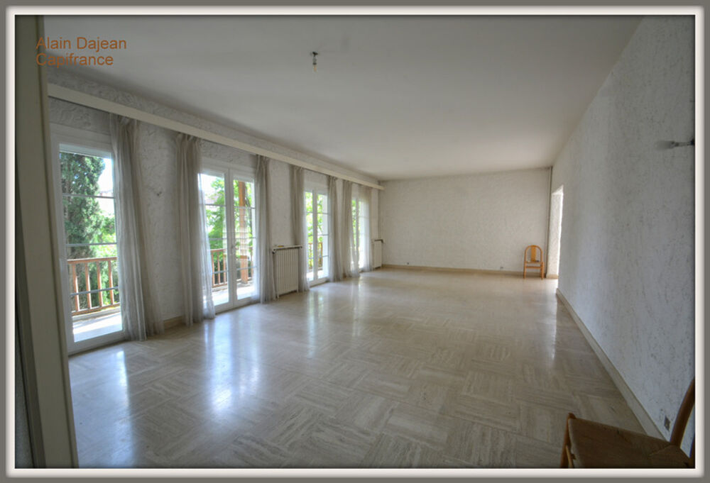 A vendre Maison d'architecte- 10 pièces AGEN (47)- 282 M2-Parc Arboré-Double Garage