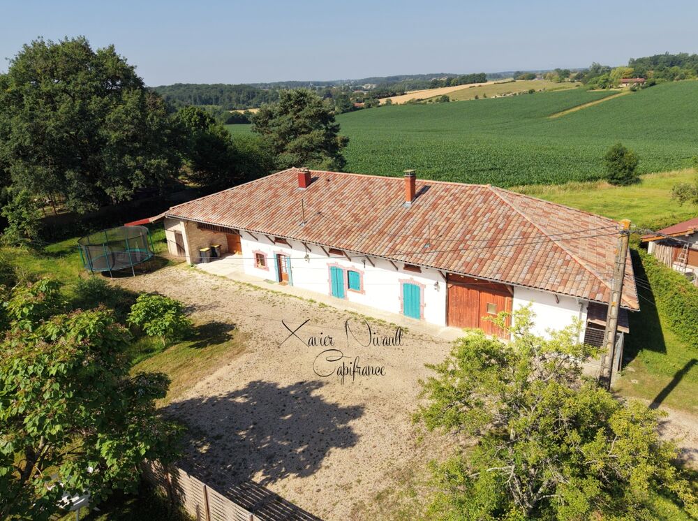 Vente Maison Maison à vendre 11 pièces proche de SAINT AMOUR (39) Saint amour