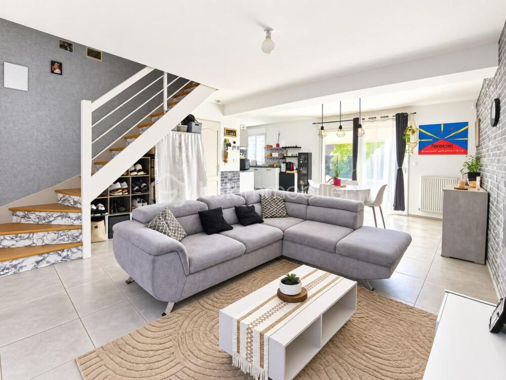 Vente Maison Maison 99 m² à vendre à Machault 77 - 5 pièces, 4 chambres, garage Machault
