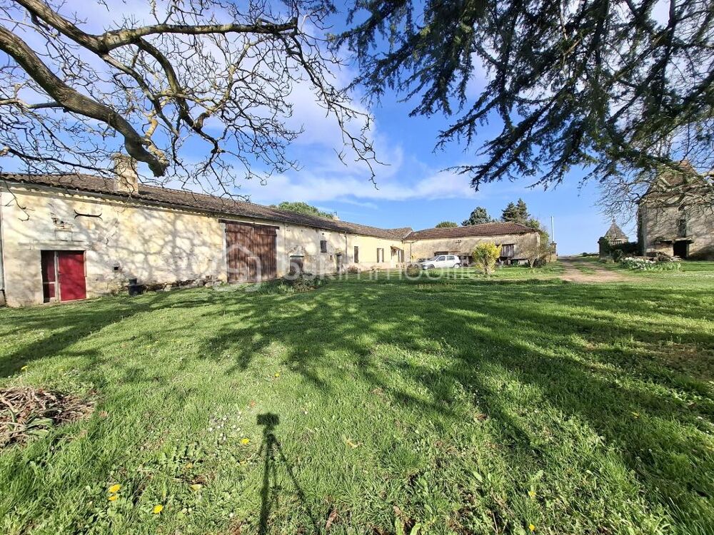 Corps de ferme en partie habitable - 500 m² sur terrain de 3000 m²