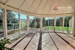  Maison  vendre 9 pices 305 m