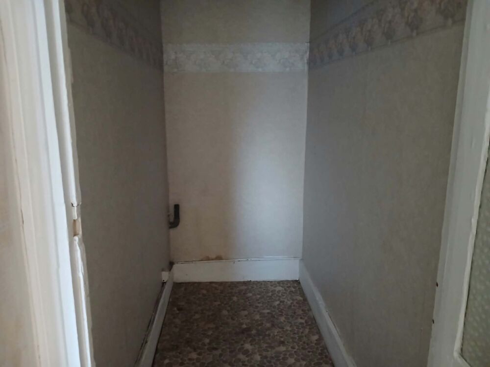 Vente Appartement Appartement 2 pièces lumineux avec cachet – Idéal résidence ou investissement Thiers