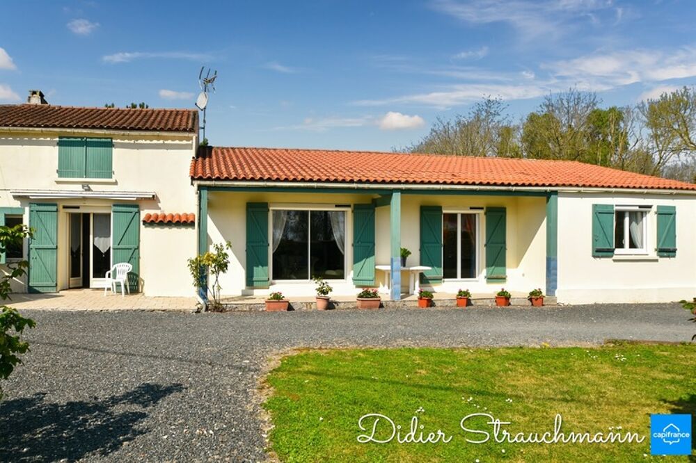 Maison à vendre 9 pièces proche de AIGREFEUILLE D'AUNIS (17)