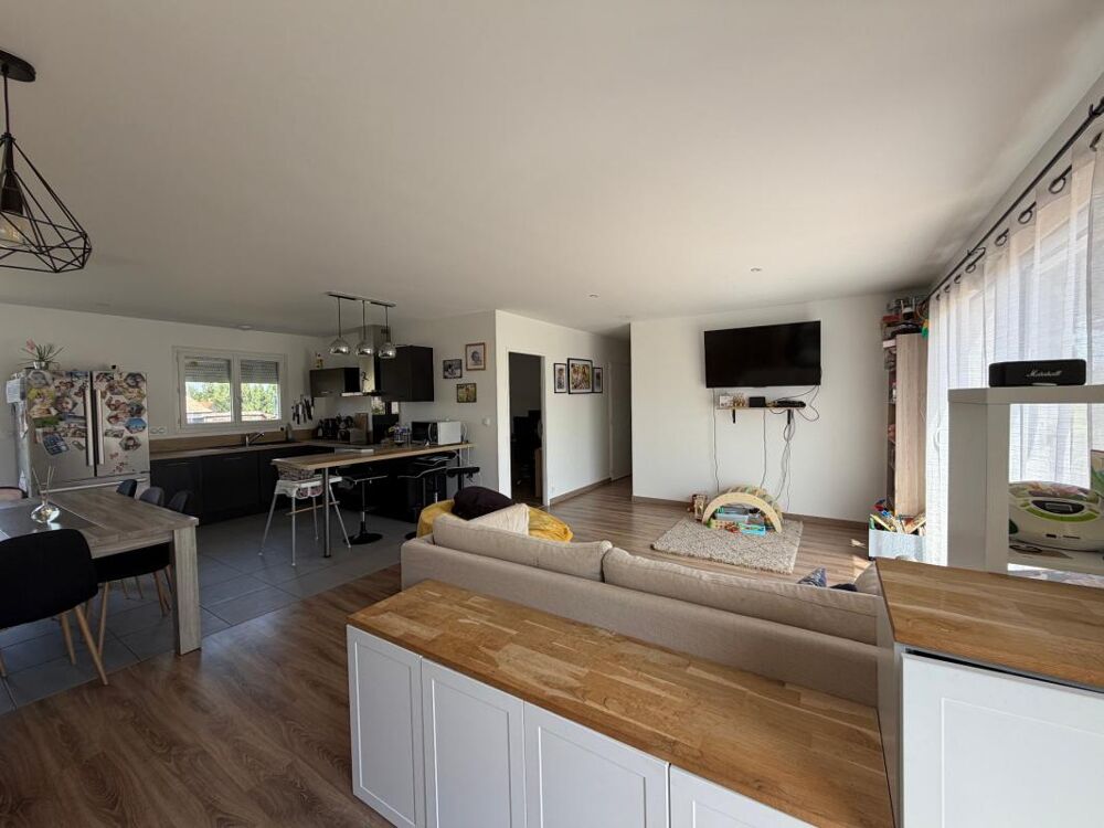 Vente Villa CHATEAU GUIBERT (85) - LA MAINBORGERE - VILLA DE PLAIN PIED 2020/4 CHAMBRES AVEC GARAGE SUR 1353M² CLOS Chateau guibert