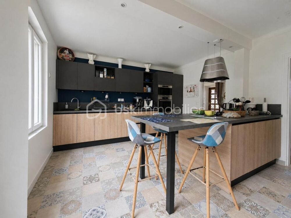 Vente Maison Maison de campagne avec installations équestres – Quiers-sur-Bezonde Bellegarde