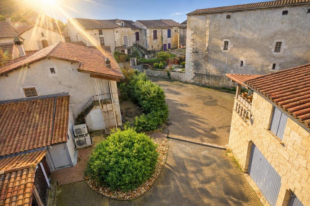 Vente Maison !! EN EXCLUSIVITE!! A vendre, superbe propriété en pierre au coeur de Brantôme-En-Périgord 24310 Brantome en perigord