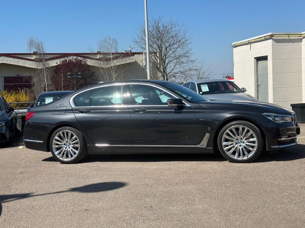 S&eacute;rie 7 (G11) 740E IPERFORMANCE 326 EXCLUSIVE 2019 occasion 78240 Chambourcy