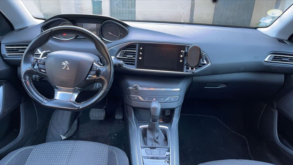308 SW 1.5 BlueHDi 130 EAT6 Allure - Automatique 2019 occasion 49220 Le Lion D Angers