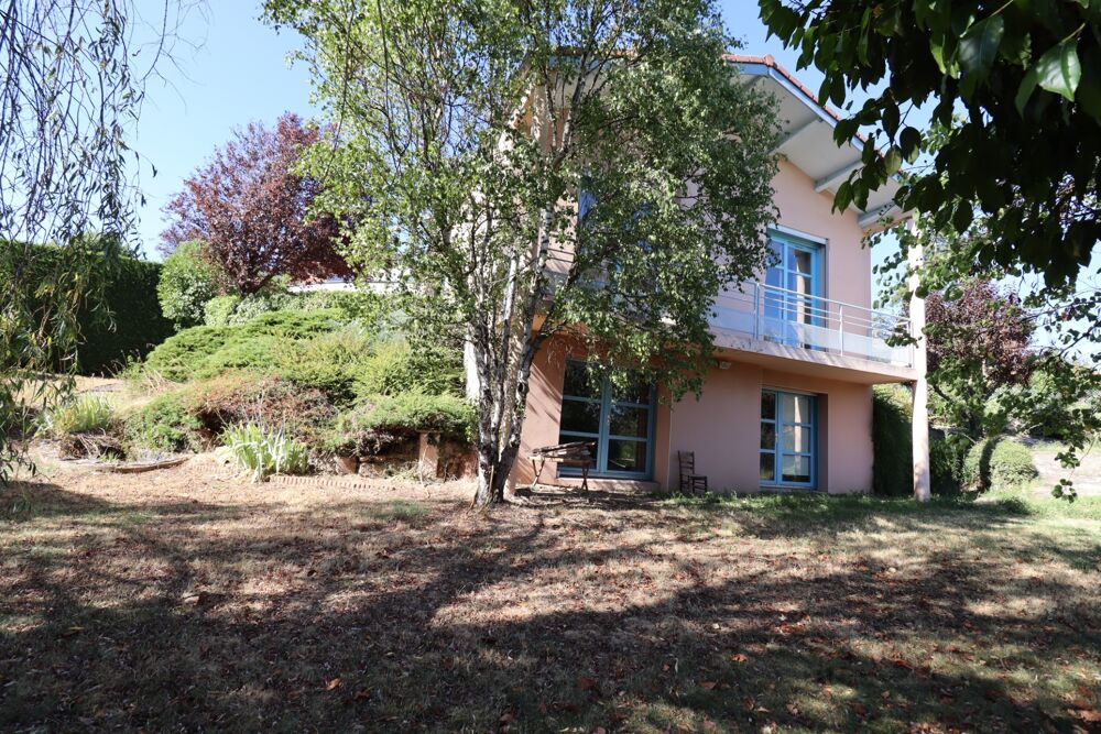 Maison familiale de 164 m² sur terrain de 730 m²