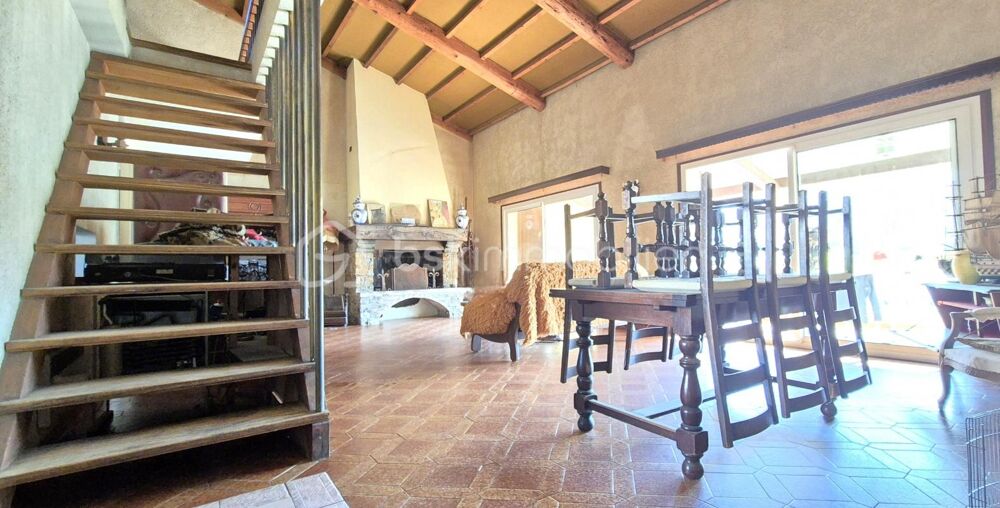 APPARTEMENT 3 pièces 183M² avec terrasse -- Possibilité de redistribution !