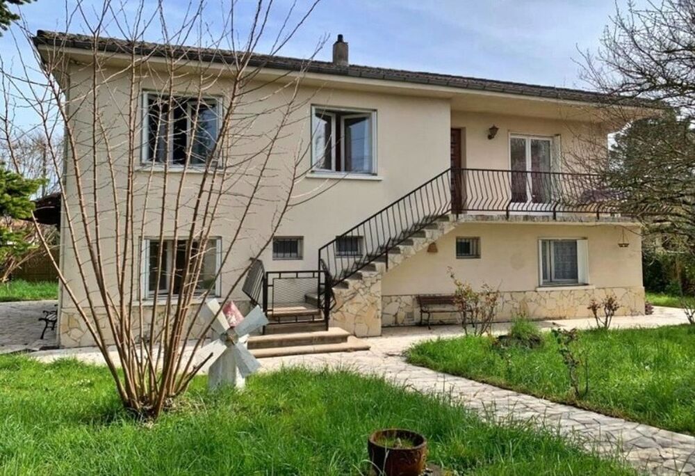 Vente Maison Maison 3chambres  avec 2 studios indépendants – Centre de Nérac Nerac