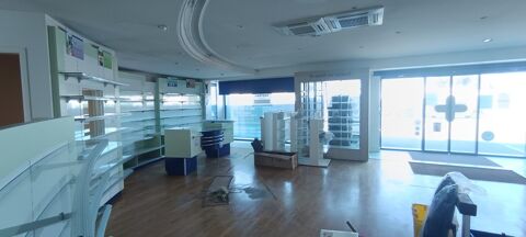   A vendre, immeuble commercial 160m2 libre, La Cotini�re, Dpt Charente Maritime (17) 