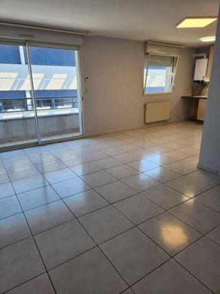  Appartement à louer 2 pièces 43 m²