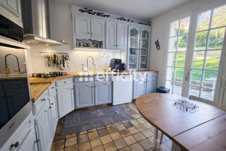  Villa � vendre 8 pi�ces 255 m�